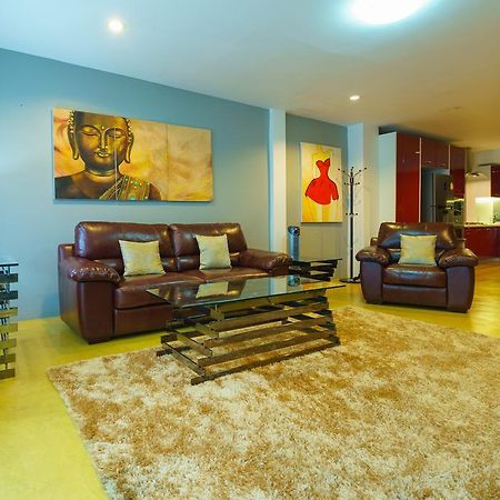 Luxury Town House In The Heart Of The Old City Chiang Mai Esterno foto
