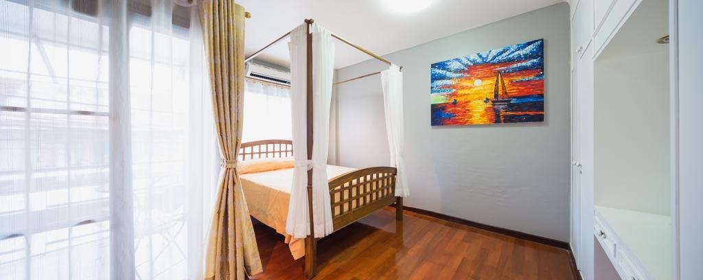 Luxury Town House In The Heart Of The Old City Chiang Mai Esterno foto