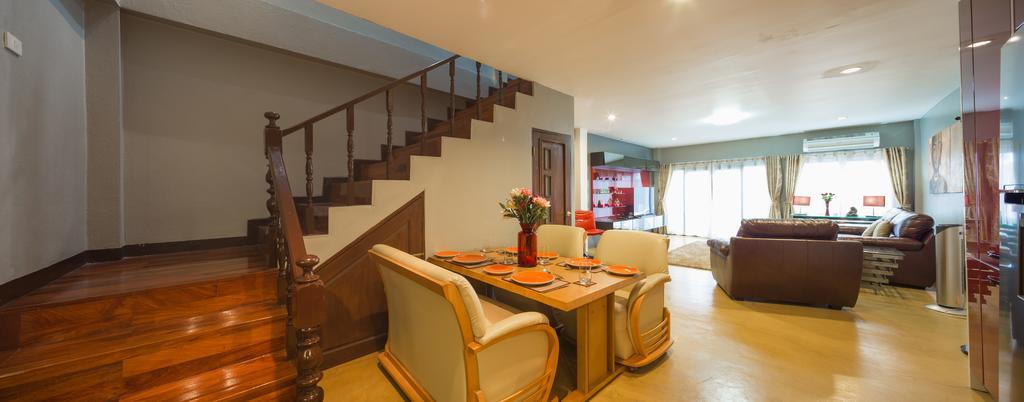 Luxury Town House In The Heart Of The Old City Chiang Mai Esterno foto