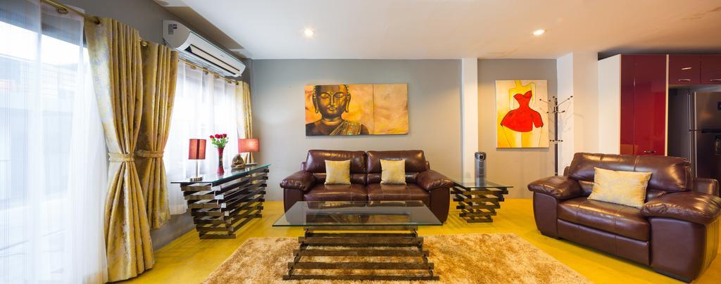 Luxury Town House In The Heart Of The Old City Chiang Mai Esterno foto
