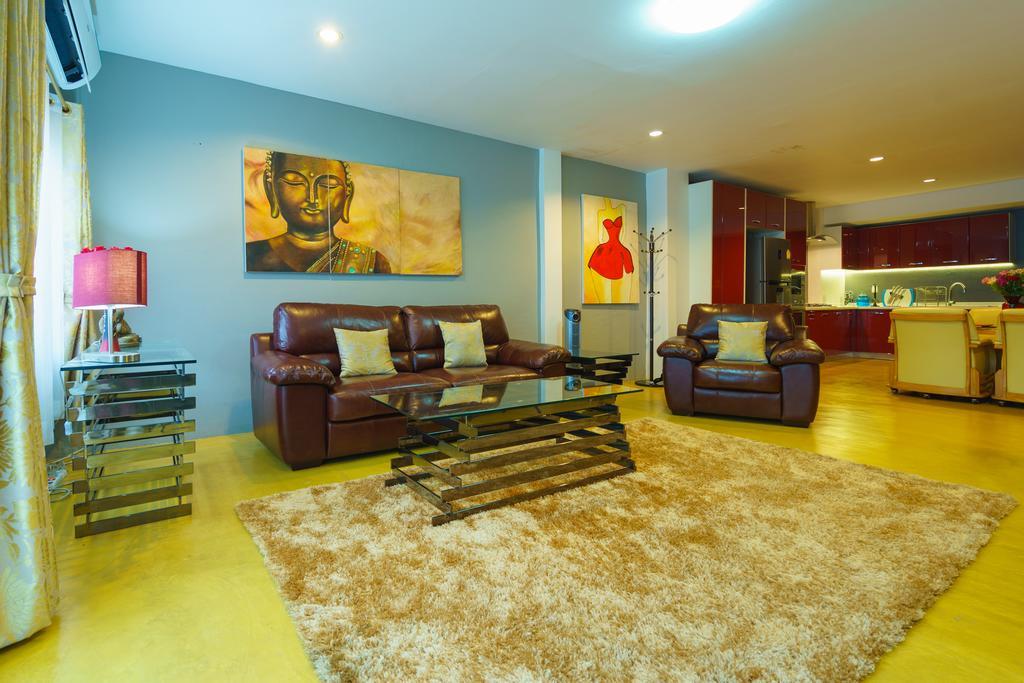 Luxury Town House In The Heart Of The Old City Chiang Mai Esterno foto